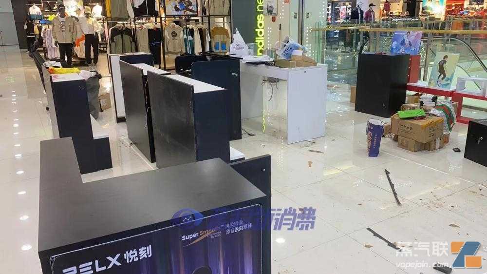 持证电子烟店宣布闭店：出师未捷身先死，长使店主泪满襟